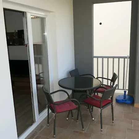 Homestay Color Miosic Brist
