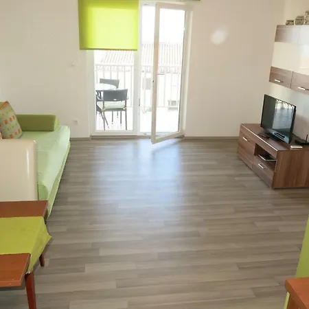 Homestay Color Miosic *